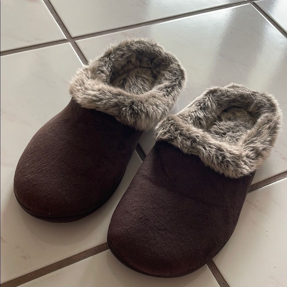 Dearfoams Brown Indoor Outdoor Machine Washable Slippers Mules Dark Brown L 9-10